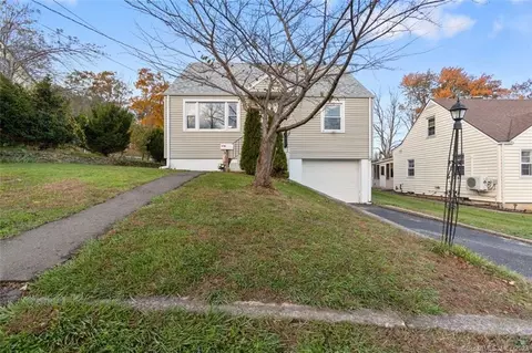 67 May St, New Britain, CT 06052