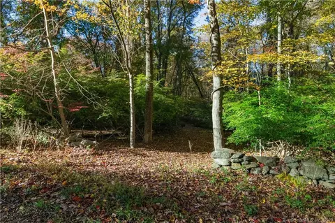 101 Town Woods Rd # b, Lyme, CT 06371