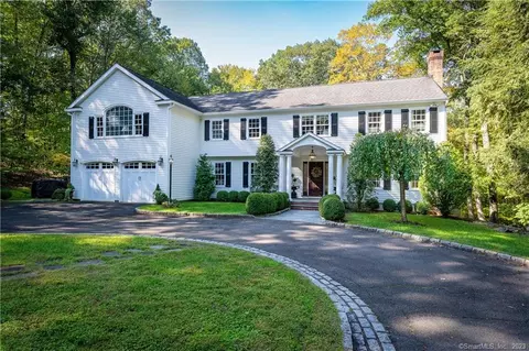 40 Bryants Brook Rd, Wilton, CT 06897
