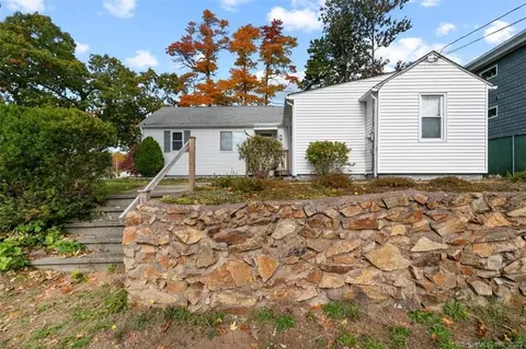 17 Cold Spring St, East Haven, CT 06512