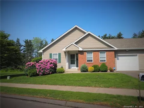 12 Hunter Dr #12, South Windsor, CT 06074