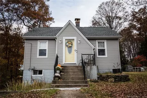 138 Brooks Hill Rd, Wolcott, CT 06716