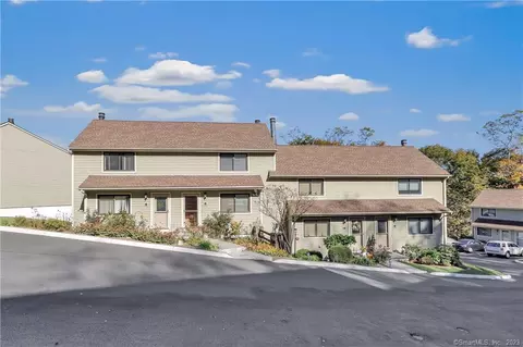 17 Coram Rd #5D, Shelton, CT 06484