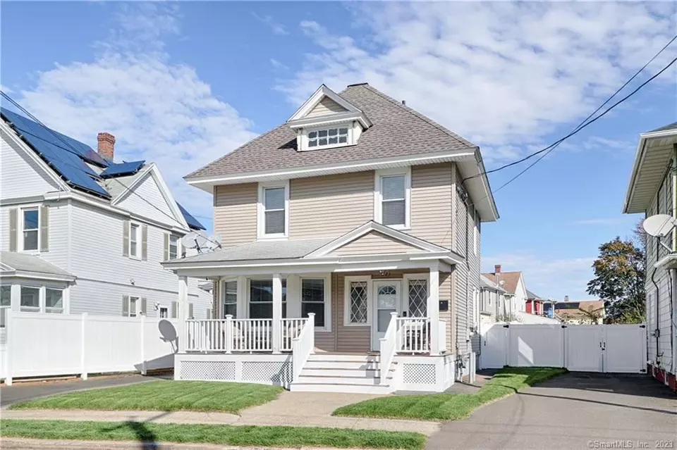 271 2nd Ave, West Haven, CT 06516 34 Photos Movoto