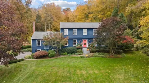 42 Hill Top Trl, Salem, CT 06420