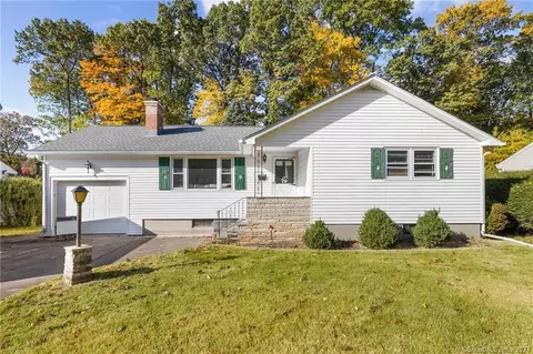 79 Westlook Rd, Wethersfield, CT 06109