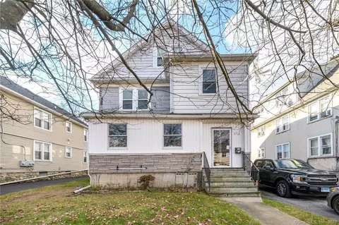 27 Wilson St, Stamford, CT 06902
