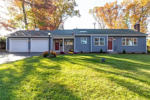 72 Santina Dr, Manchester, CT 06040