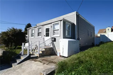 110 Benson St, Bridgeport, CT 06606