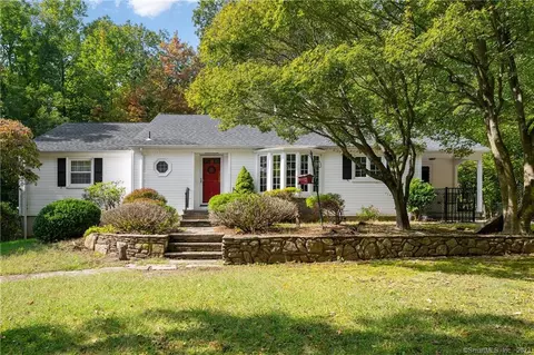 34 Valley Rd, Glocester, RI 02829