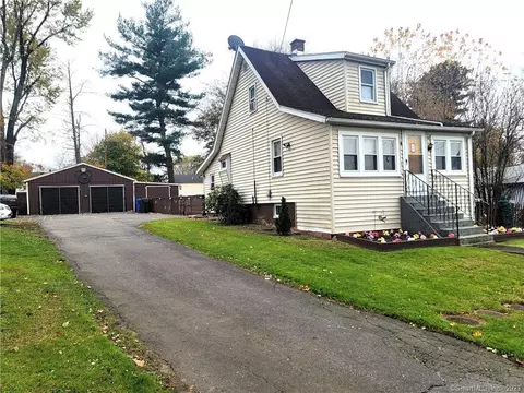 91 Cummings St, East Hartford, CT 06108