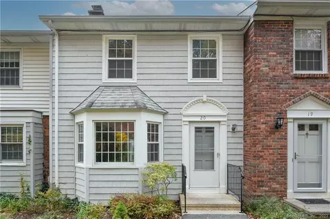 20 Silvermine Mnr #20, Brookfield, CT 06804