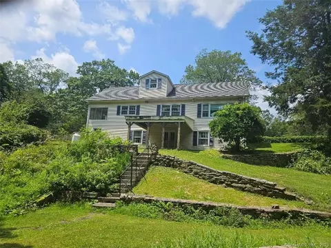 46 Crossmon Rd, New Milford, CT 06776