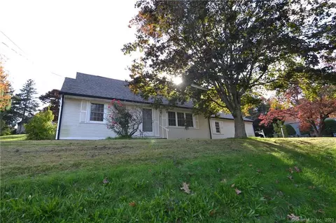 25 Marconi Ave, Bristol, CT 06010
