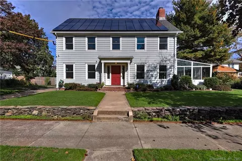 75 Westwood Rd, New Haven, CT 06515