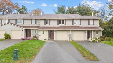 19 Copper Beech Dr #19, Rocky Hill, CT 06067