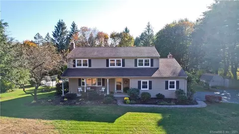 18 Tim Clark Cir, Simsbury, CT 06070