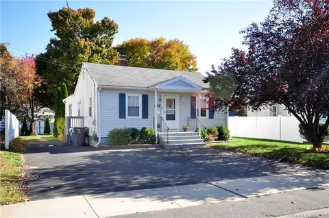 484 Brook St, Bristol, CT 06010