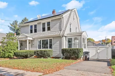53 Waverly Ave, Milford, CT 06461