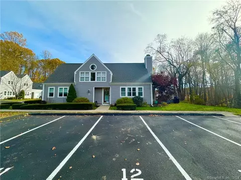 20 Twin Lakes Rd #12, North Branford, CT 06471