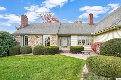 18 Andmar Ln, South Windsor, CT 06074