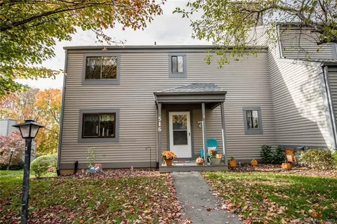 516 Pilgrim Hbr #516, Wallingford, CT 06492