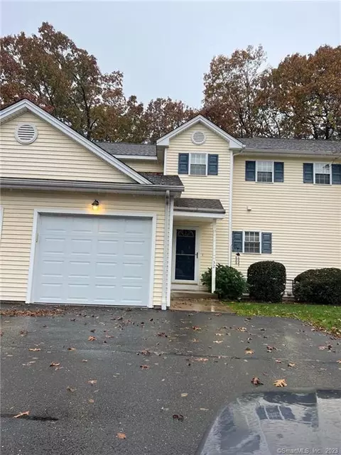 135 New Britain Ave #32, Plainville, CT 06062