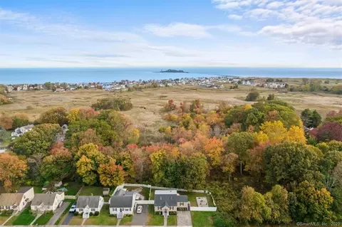 85 Mayflower Pl, Milford, CT 06460