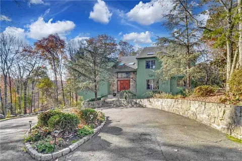 321 Blackberry Dr, Stamford, CT 06903