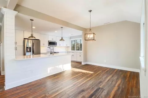 1017 Heritage Vlg #A, Southbury, CT 06488