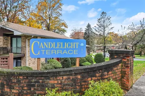 75 Kennedy Dr #75, Bridgeport, CT 06606