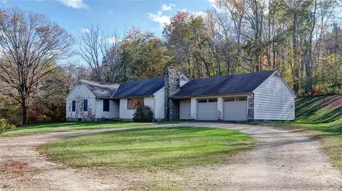 Undisclosed, Norfolk, CT 06058