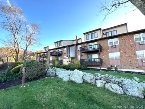 80 Balance Rock Rd #14, Seymour, CT 06483