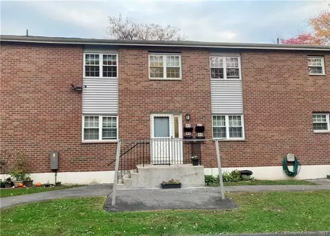 34 Beths Ave #46, Bristol, CT 06010