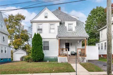7 Parkmore St, New Britain, CT 06051