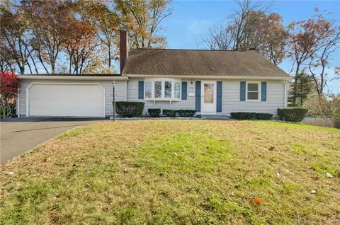25 Standish St, Enfield, CT 06082