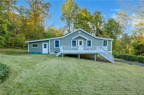 36 Cedar Ln Ext, Sherman, CT 06784
