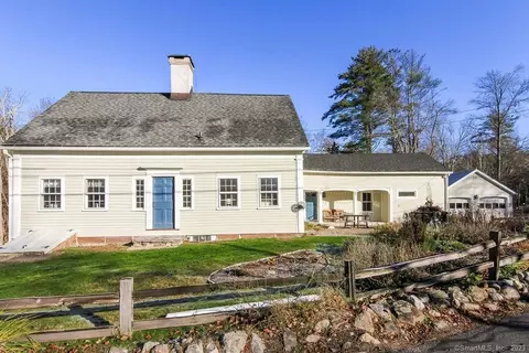 54 Indian Hill Rd, Canton, CT 06019