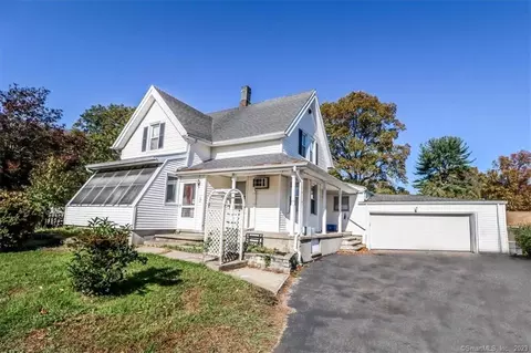 184 Nichols Ter, Stratford, CT 06614