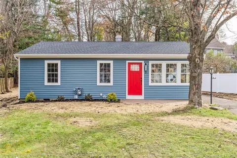 3 Cindy Ln, Bethel, CT 06801