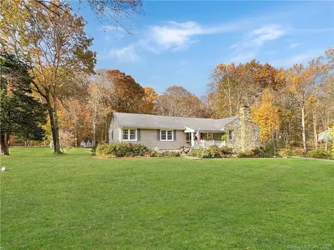 20 Parry Rd, Stamford, CT 06907
