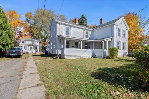 15 New King St, Enfield, CT 06082