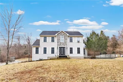 188 Scuppo Rd, Woodbury, CT 06798
