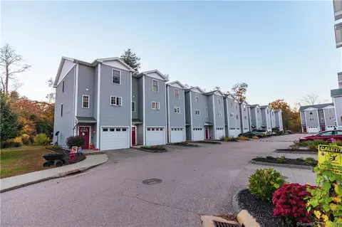 61 S Main St #207, Griswold, CT 06351
