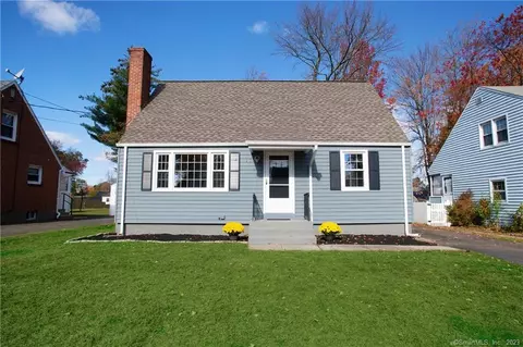 62 Edgemont Ave, West Hartford, CT 06110