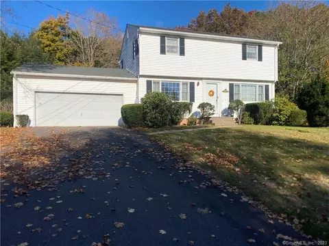 117 Michael Dr, Southington, CT 06489