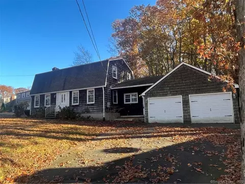17 Fox Run Rd, Unionville, CT 06085