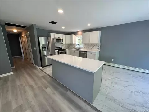1031 Wolcott Rd, Wolcott, CT 06716