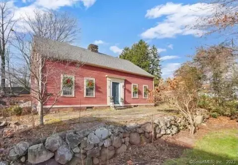 7 Gale Ave, Meriden, CT 06450