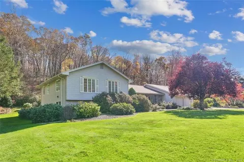 66 Indian Trl, Vernon, CT 06066
